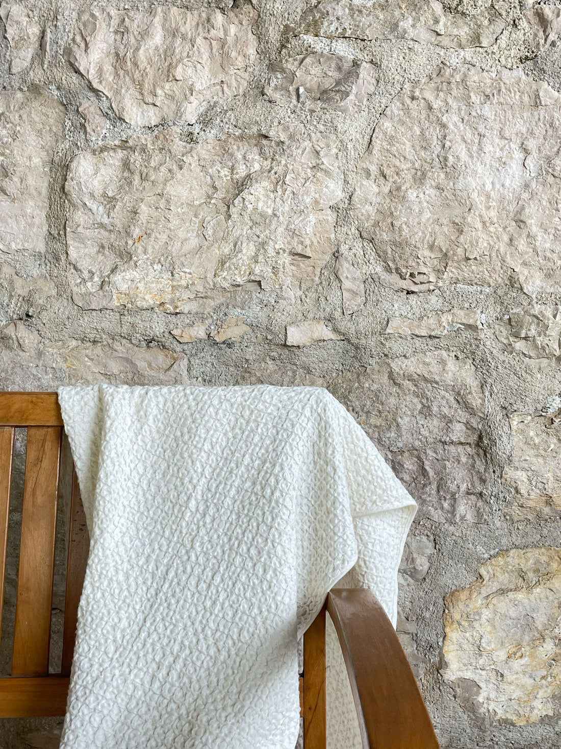 Why the Japanese Towel is the Ultimate Summer Travel, Beach & Pool Companion