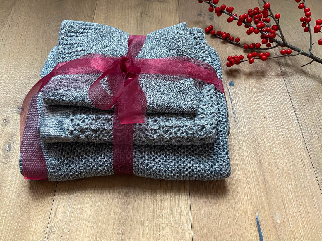 Gifting the Japanese Way — And What We Can Learn From It for Christmas